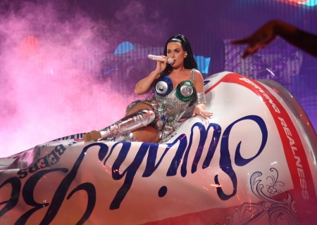 Katy Perry's Vegas Show Is a Campy Delight!