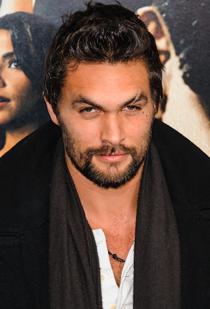 Aquaman (and Jason Momoa) Added to 'Batman v Superman's ...