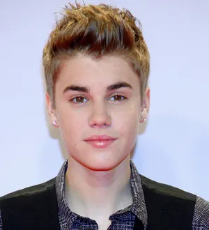 Bandaged Justin Bieber sparks leg injury rumour | Young Hollywood