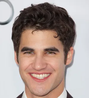 Darren Criss stages surprise charity show | Young Hollywood