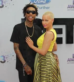 amber rose and wiz khalifa wedding pictures