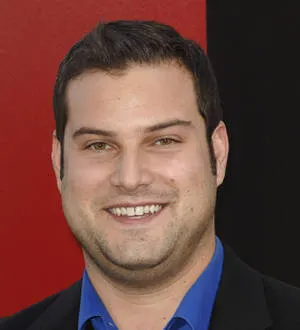 Glee star Max Adler engaged | Young Hollywood