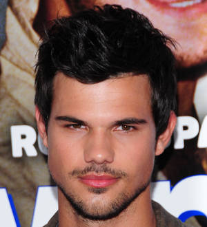 Taylor Lautner Gay Porn - Taylor Lautner to play Dirk Diggler in Boogie Nights live-read | Young  Hollywood