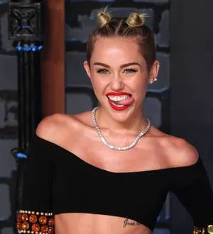 Miley Cyrus And Kim Kardashian Are Worst Dressed Stars Of 2013 | Young ...