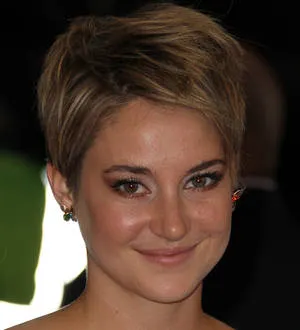 Shailene Woodley uncomfortable with Jennifer Lawrence comparisons ...