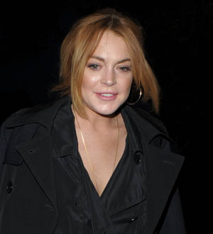 Lindsay Lohan Streaks Around Selfridges