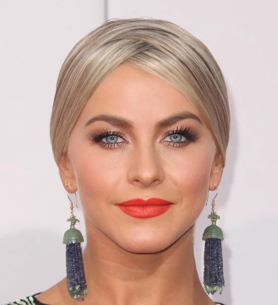 Julianne Hough thanks co-star's memory for latest love | Young Hollywood, image size:900x990
