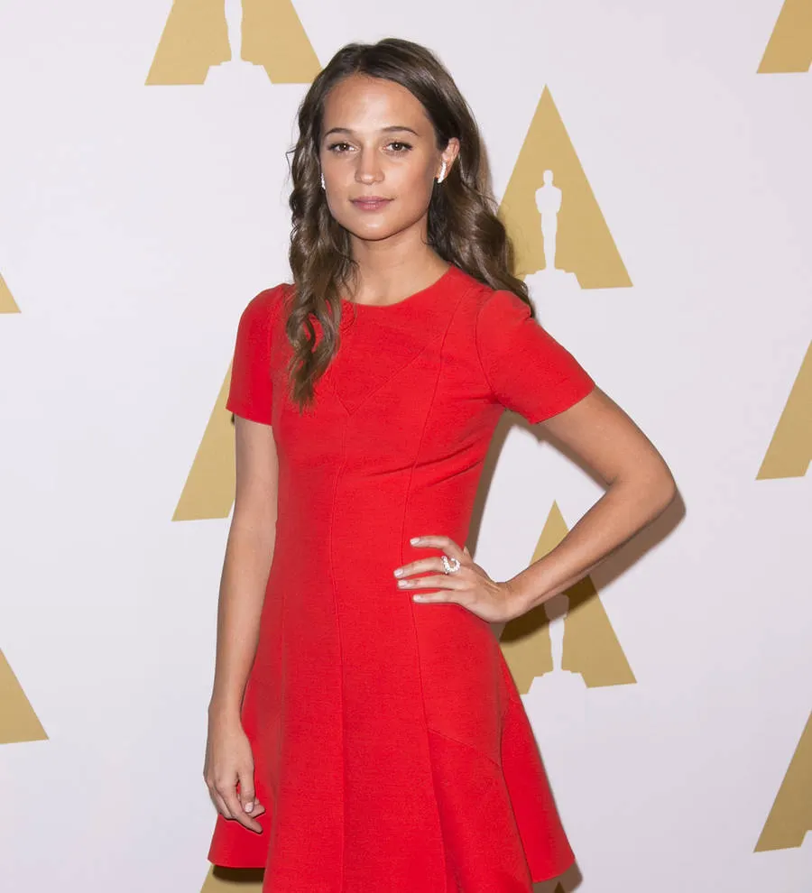 Meet Alicia Vikander: 4 Things to Know About the Actress and Rising Fashion  Star