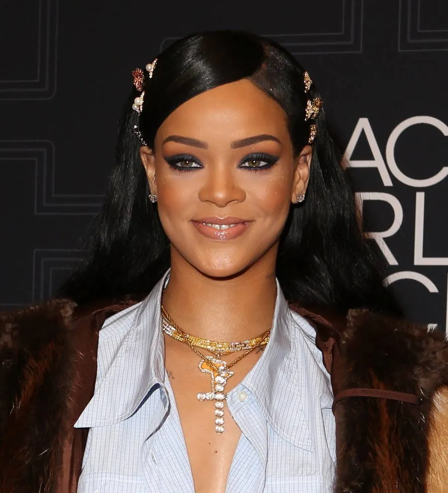 Rihanna and Shonda Rhimes honored at Black Girls Rock! | Young Hollywood