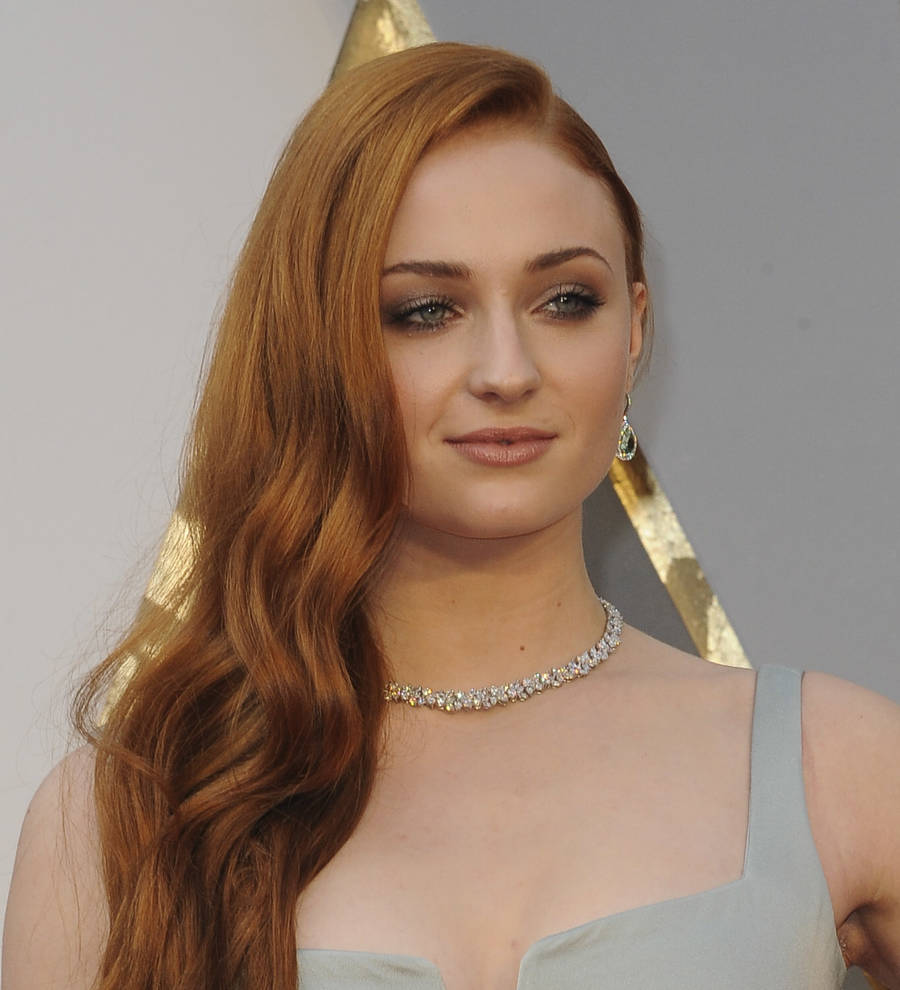 Sophie Turner worries fame could stop her finding love | Young Hollywood