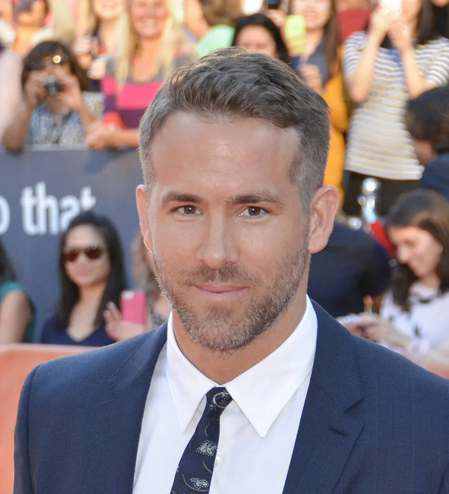 Style Guide: How to Dress Like Ryan Reynolds | Man of Many