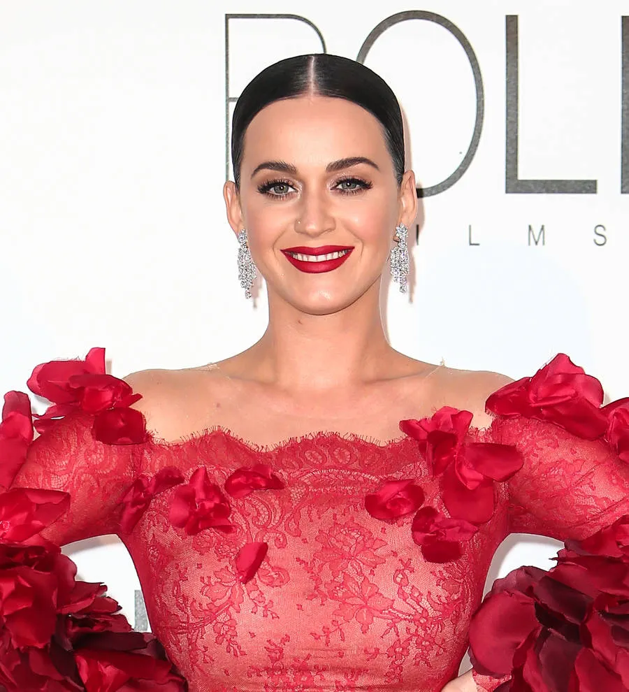 Katy Perry shares nude teaser snap as she plans to vote naked | Young  Hollywood