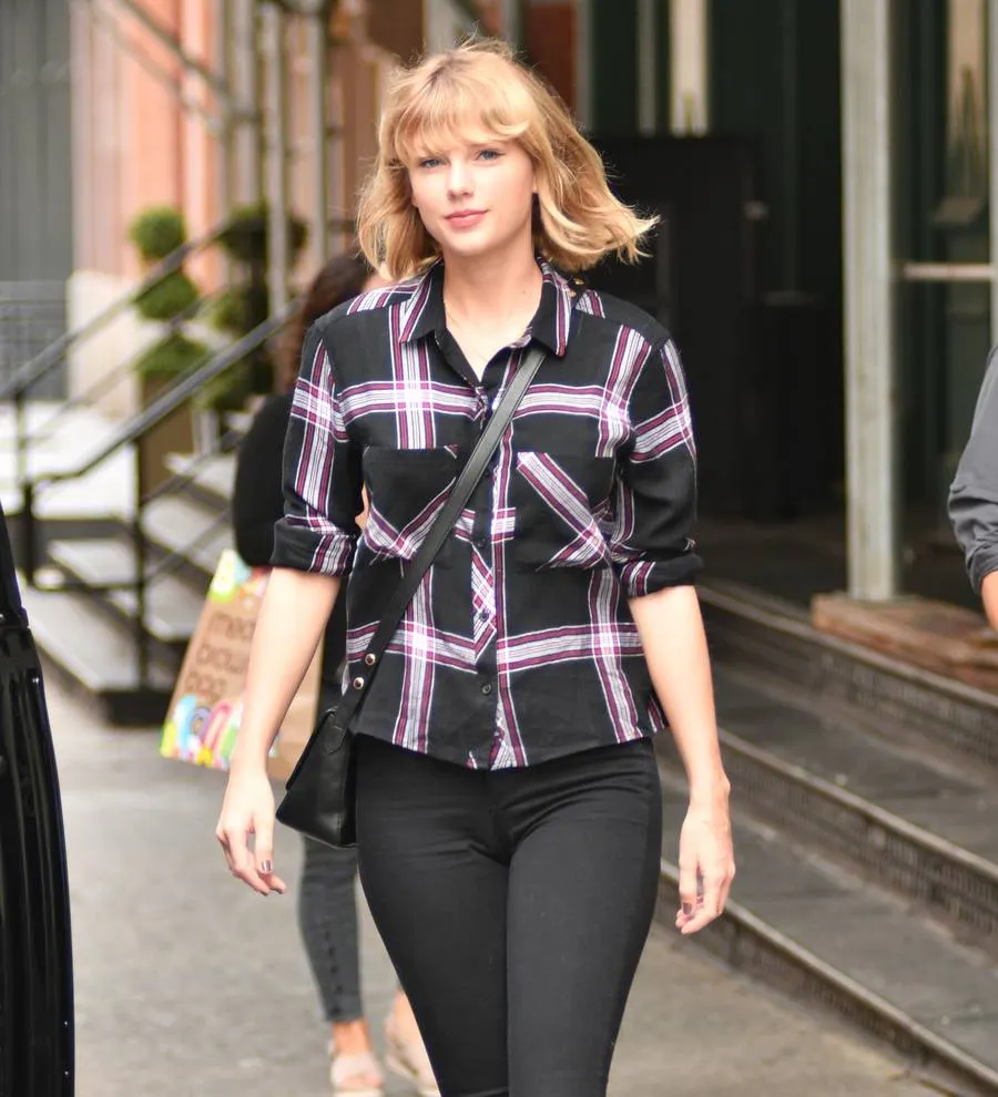 Taylor Swift granted permission to restore home as historical landmark ...