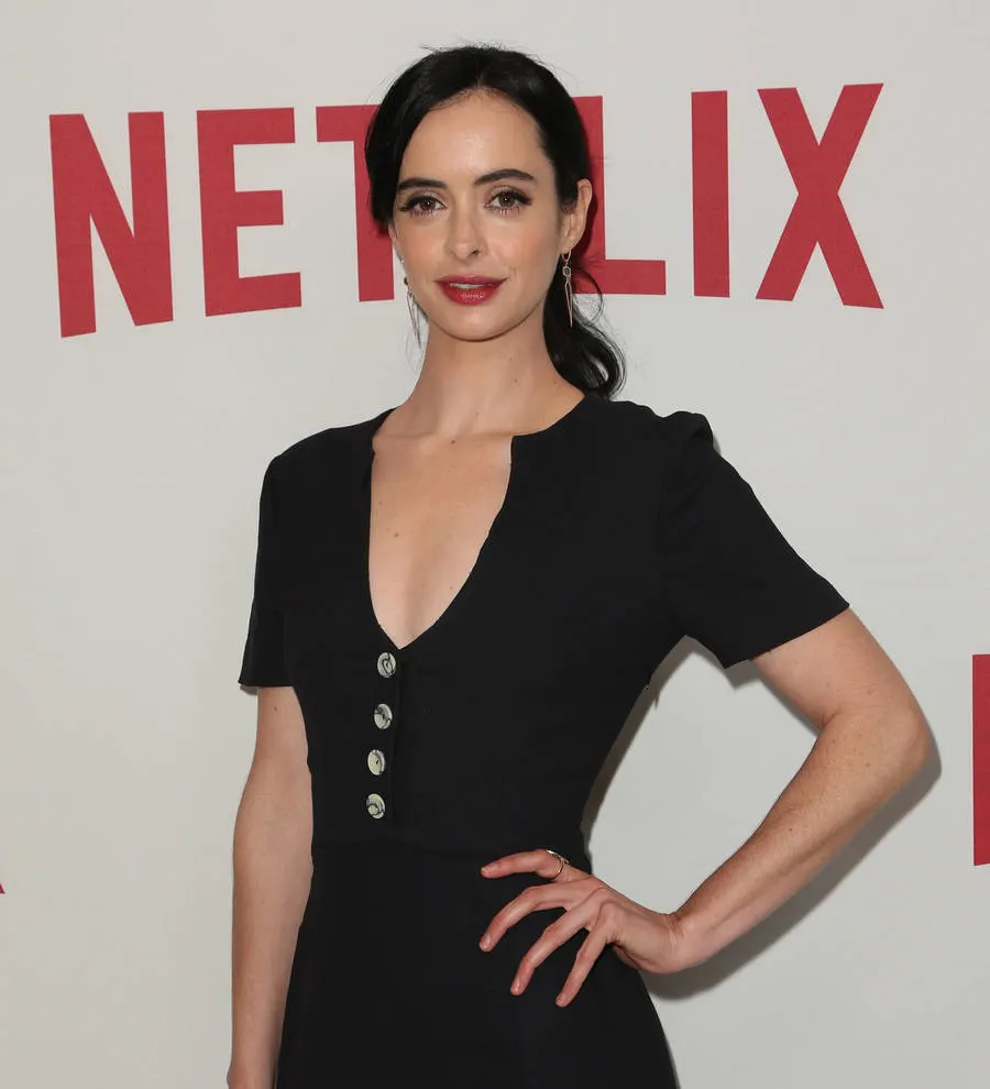 Krysten Ritter pens first novel Young Hollywood(02)