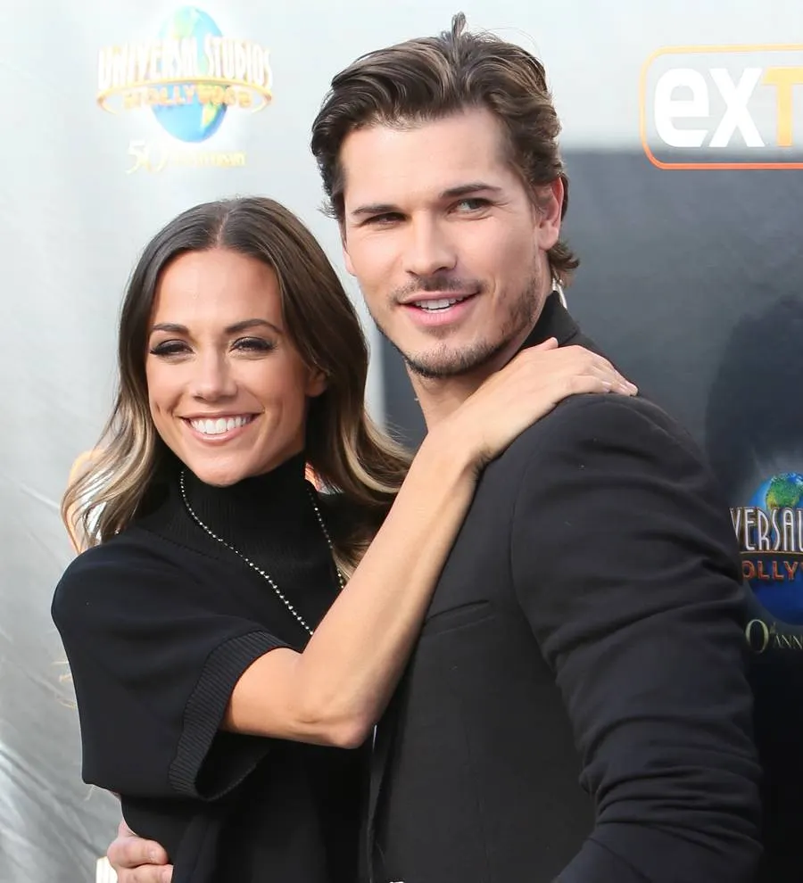 Jana Kramer danced through the pain on TV show Young Hollywood