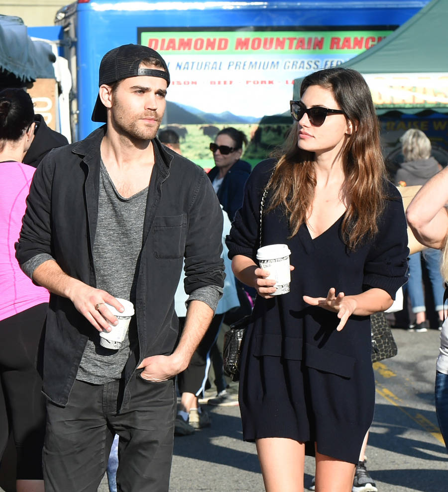 Paul Wesley and Phoebe Tonkin back together - report Young Hollywood.