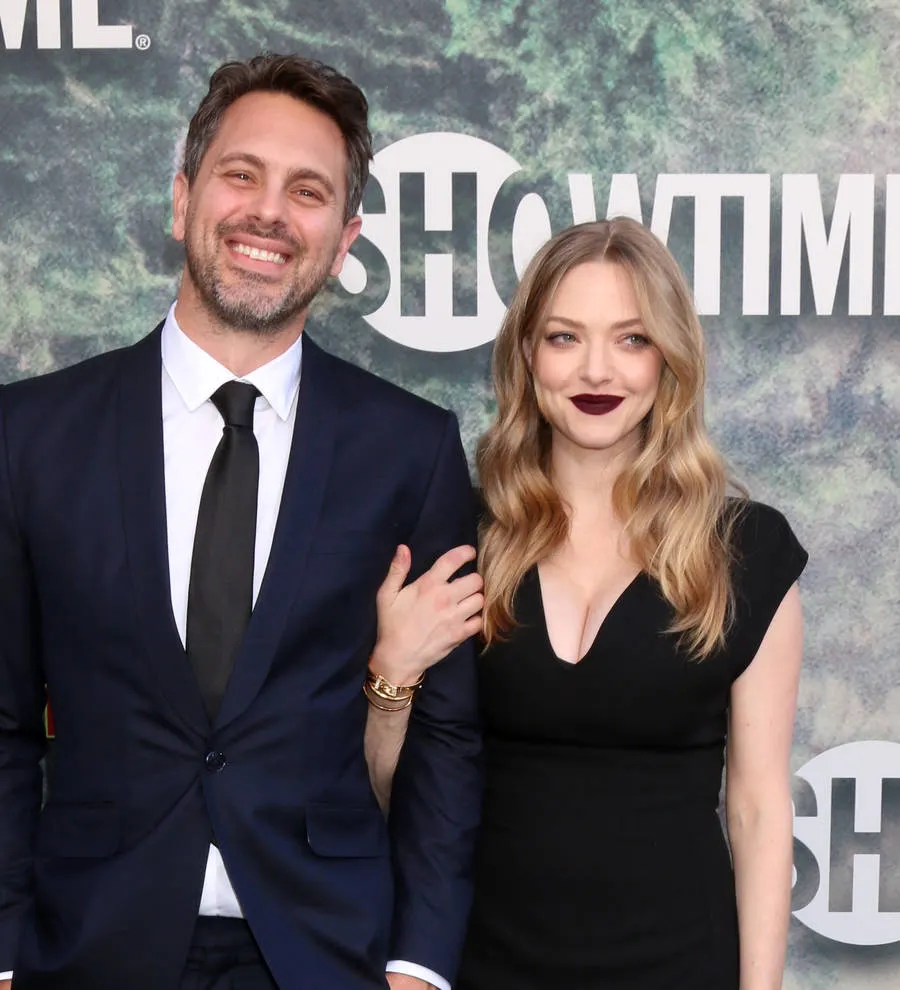 Amanda Seyfried gushes about birthday boy Thomas Sadoski online | Young ...