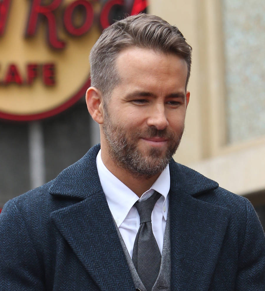 Ryan Reynolds fulfils terminally ill five-year-old's dying wish with ...