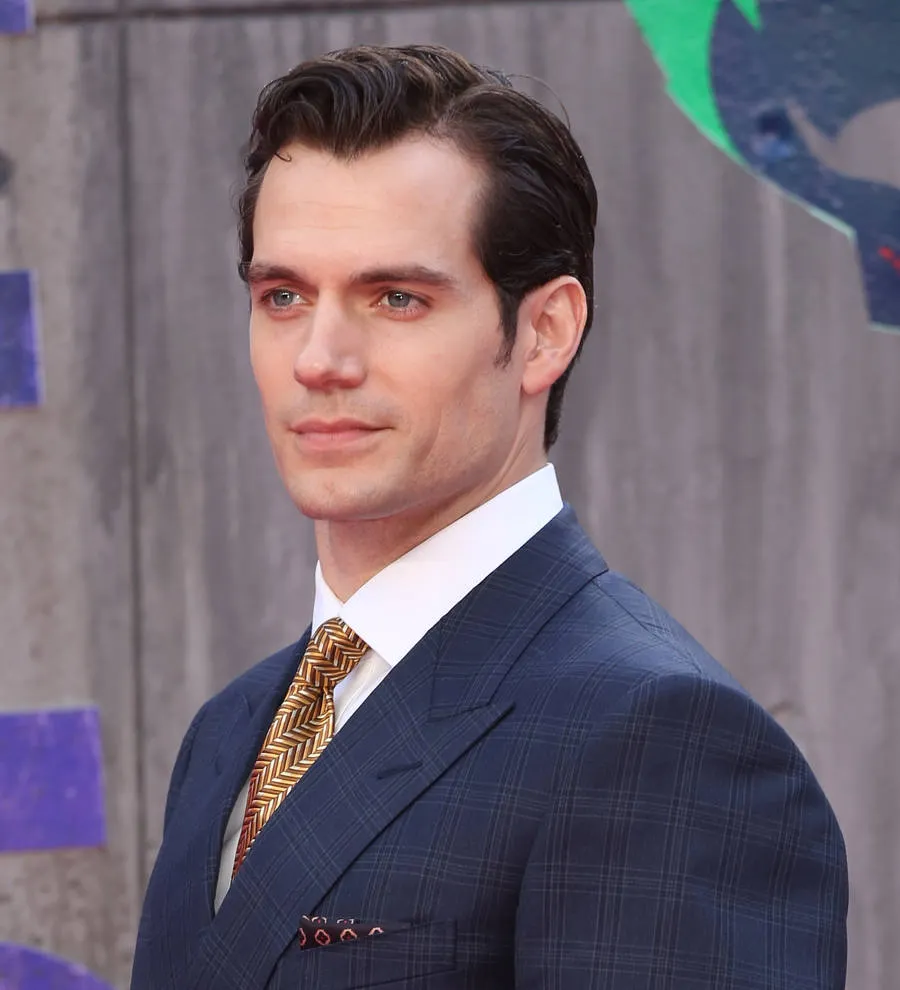 Someone Put Henry Cavill's Mustache Back Into 'Justice League