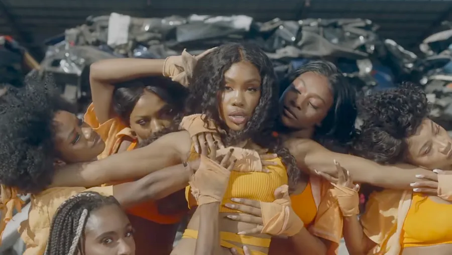 SZA – Hit Different Lyrics