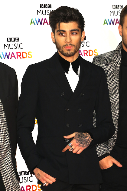 Zayn malik deals suit